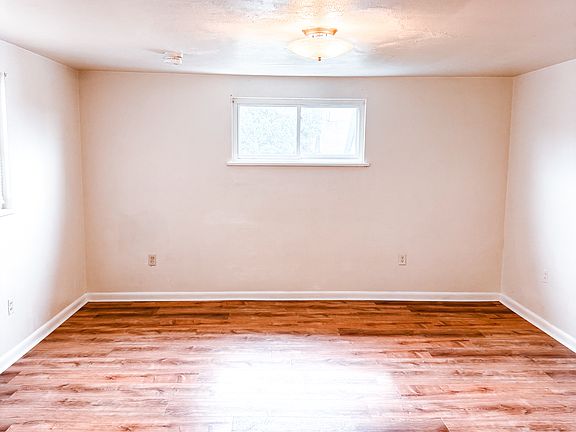3rd image of 224 E Pitt St APT 20