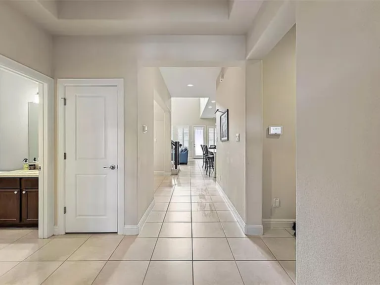 29559 Usonia Dr — Photo 10