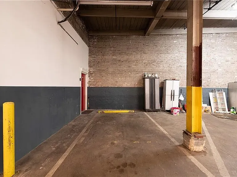210 Walker St SW #1 — Photo 4