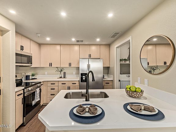 5th image of 18416 N CAVE CREEK Road #1013