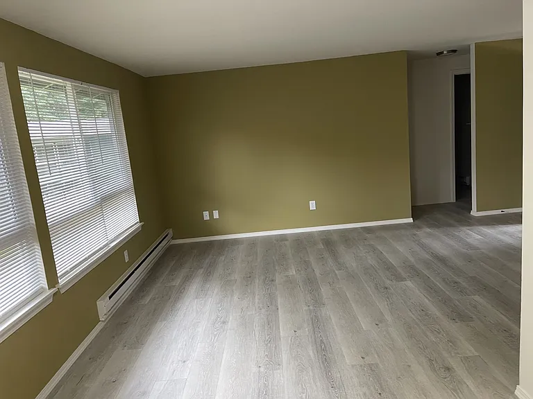 9435 Avondale Rd NE #110 — Photo 9