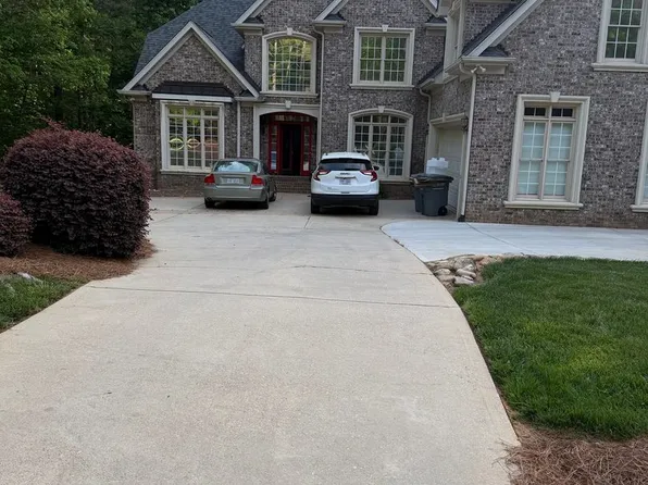 5041 Woodland Bay Dr, Belmont, NC 28012