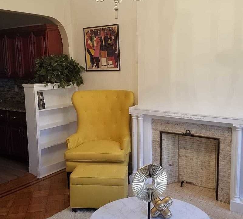 1st image of 386 Sterling Pl #3