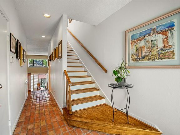 4th image of 3502 W Holcombe Blvd
