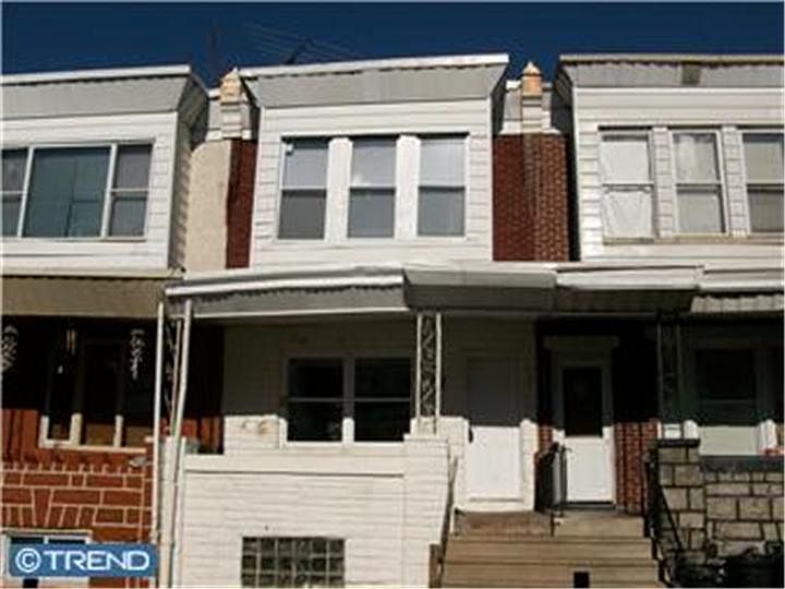 2nd image of 1313 E Airdrie St