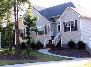75 Greenwood Trl, Dawsonville, GA 30534