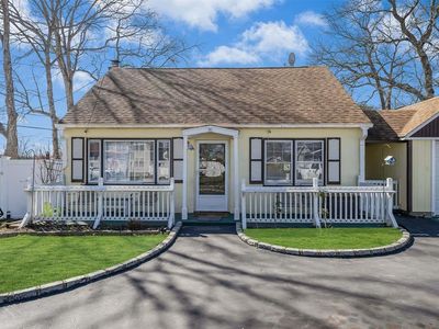 472 Adirondack Drive, Farmingville, NY, 11738