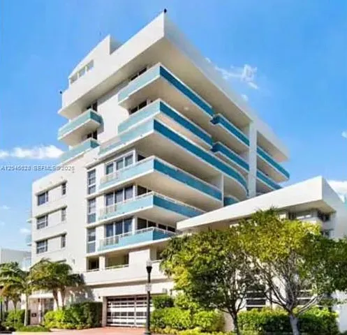 200 Ocean Dr #3C — Photo 1