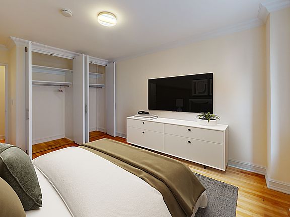 3rd image of 305 W 13th St APT 4A