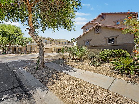 2nd image of 17824 W ANDORA Street
