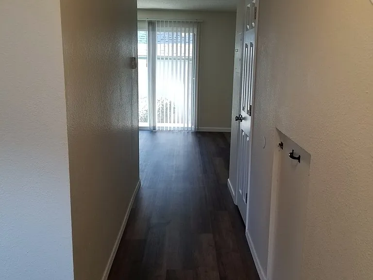 Park Townhomes — Photo 2
