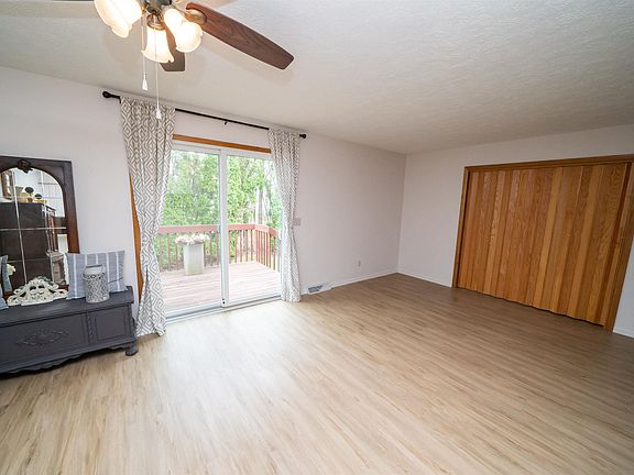 4th image of 414 29th Avenue Dr #5E