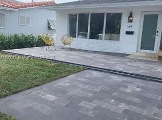 1103 Washington St, Hollywood, FL 33019