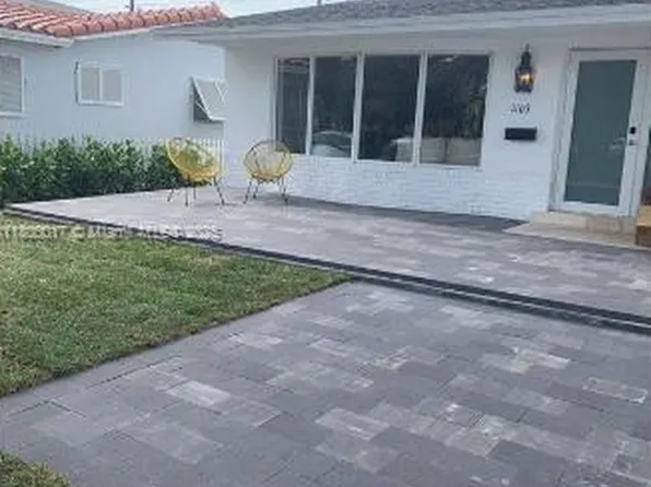 1103 Washington St, Hollywood, FL 33019