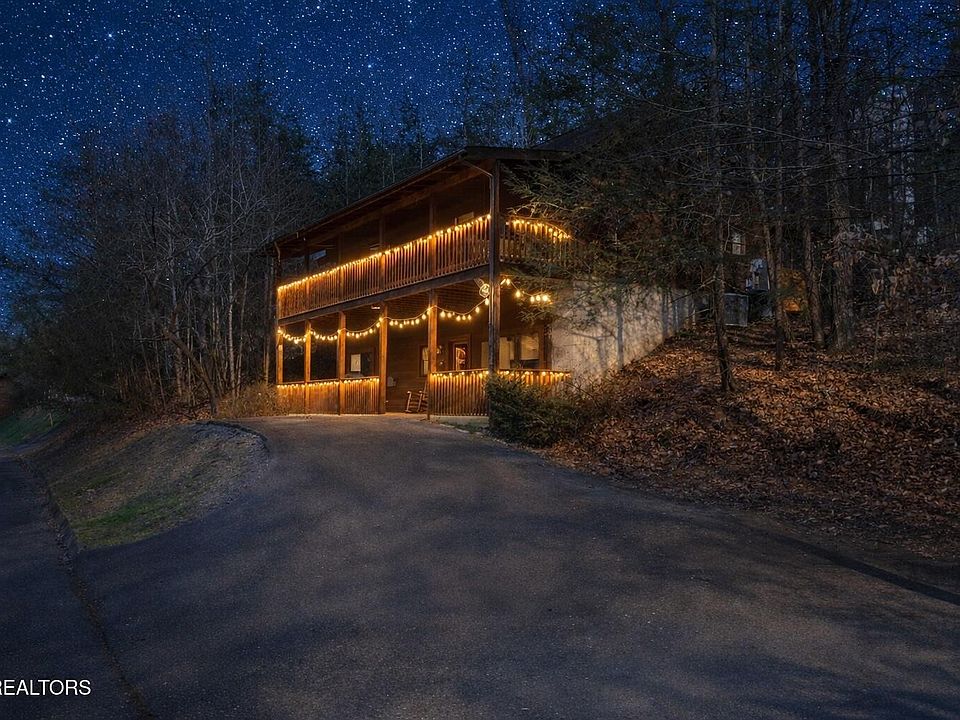 1st image of 653 Eagles Boulevard Way