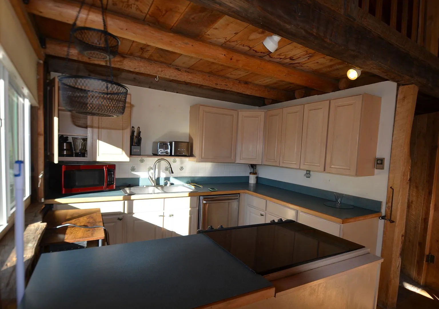 Alma Studios — Photo 2