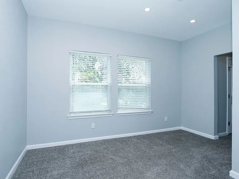 4337 Faulkner St — Photo 21