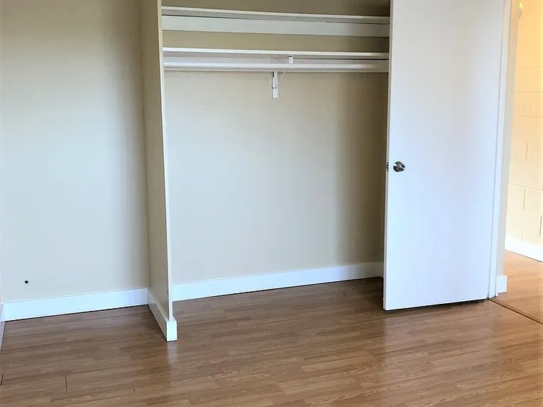 Viewmont Apartments — Photo 36