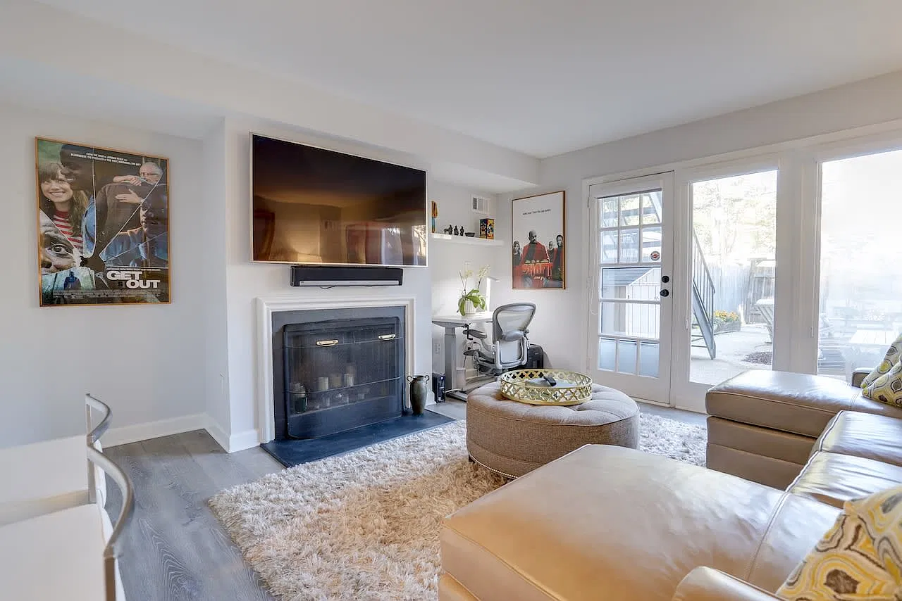 1 bed, 800 sqft, $3,500 — Photo 1