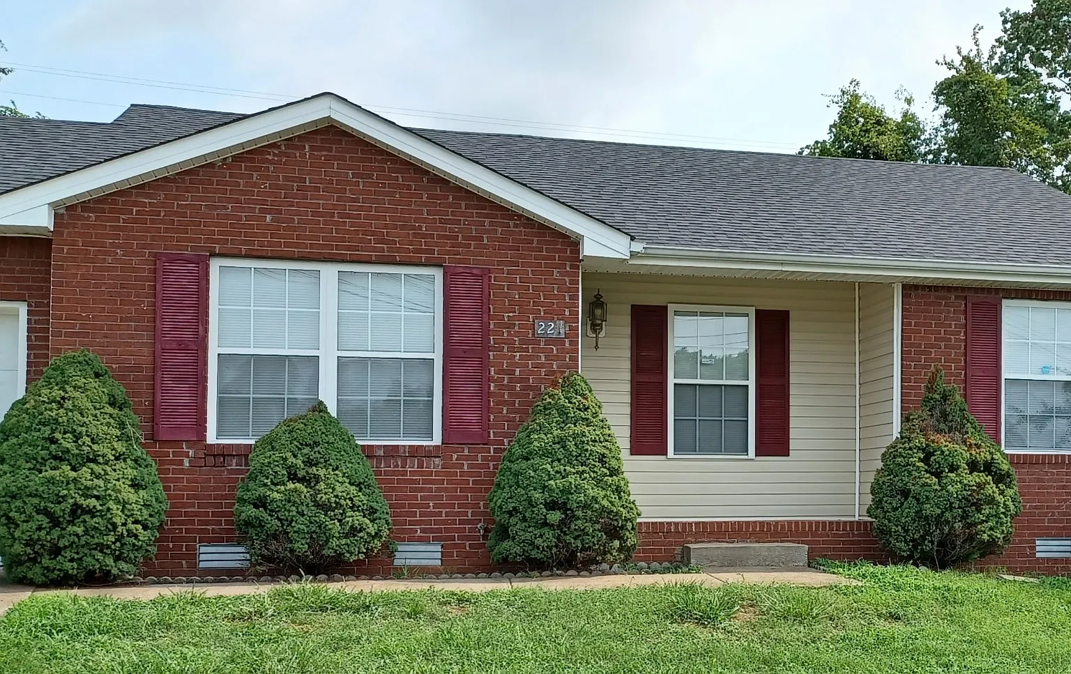 3 bed, 1170 sqft, $1,375 — Photo 1