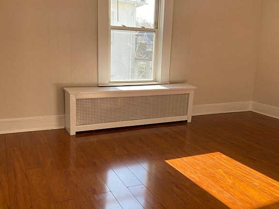 4th image of 29 Primrose St #3