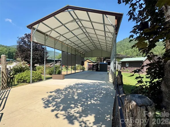 415 Hyde Town Rd Lot 11, Robbinsville, NC 28771