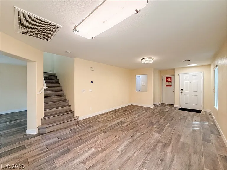 6204 Alpine Tree Ave — Photo 5