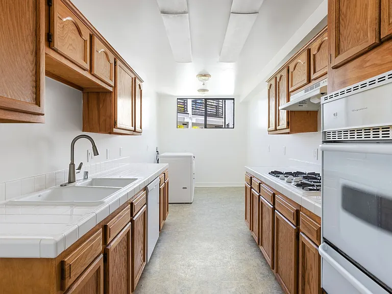 311 Ocean Ave #203 — Photo 6