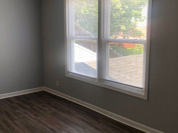 2nd image of 1625 W Jefferson St APT 3