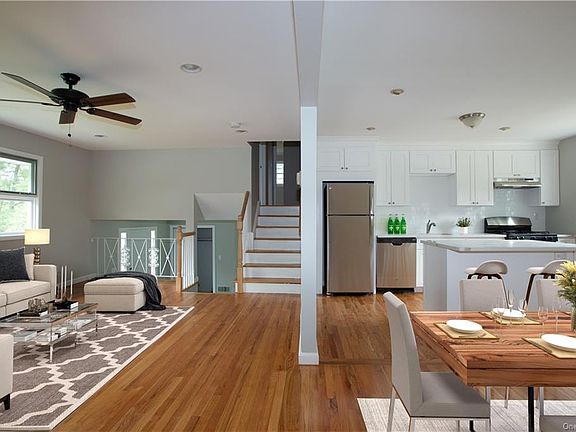 3rd image of 14 Parkside Dr
