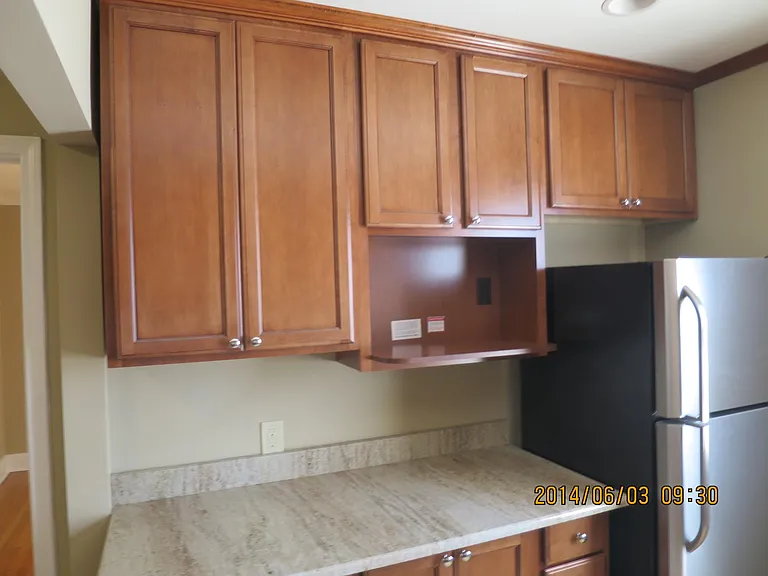 1023 Scott St — Photo 7