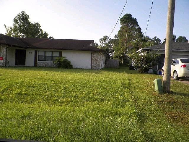 2nd image of 28 Perrotti Ln