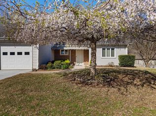 213 Creek Forest Dr, Greenville, SC