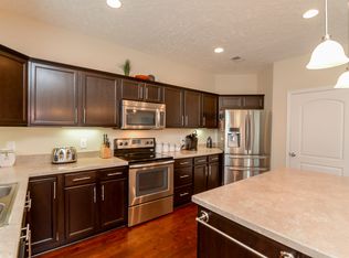 1053 Middleton Ln, Gallatin, TN 37066