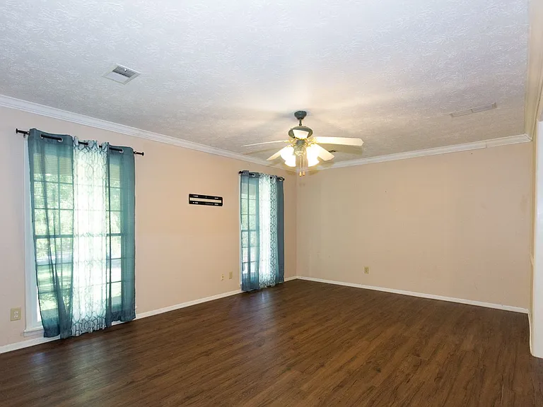 3720 Sunny Hill Dr — Photo 6