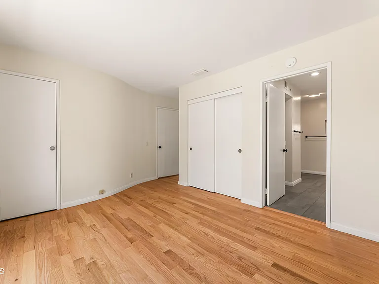 477 S Euclid Ave #477E — Photo 19