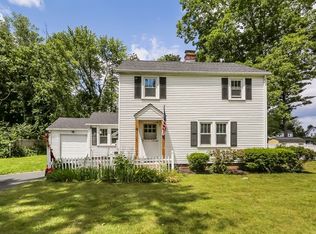 25 Monroe St, Agawam, MA 01001