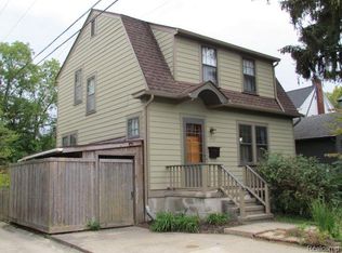 1407 Charlton Ave, Ann Arbor, MI 48103