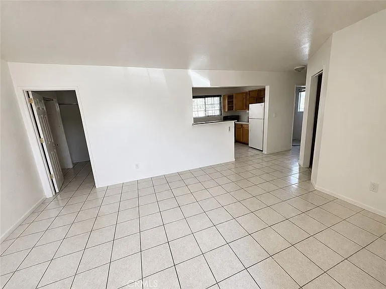 33111 Jamieson St — Photo 1