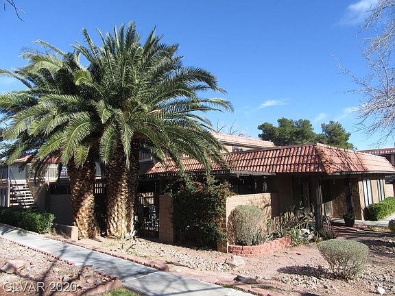 2nd image of 311 Misty Isle Ln