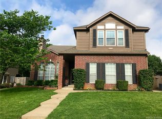 9006 S 92nd Pl E, Tulsa, OK 74133