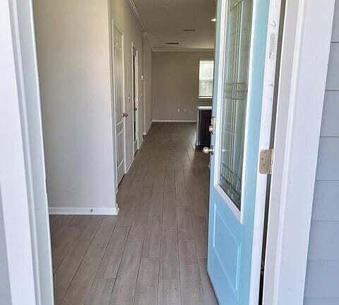 5th image of 61 Glasgow Dr