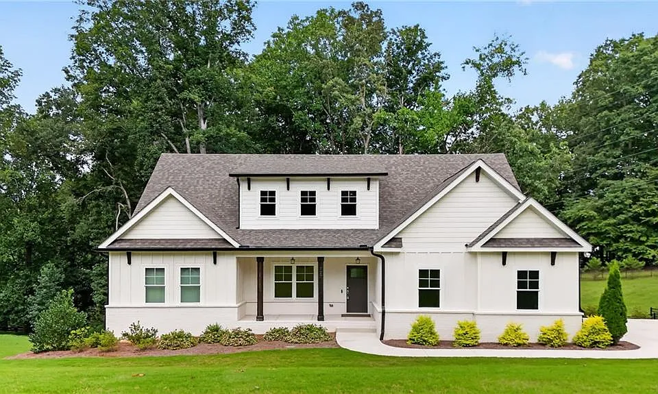 727 Old Collins Rd