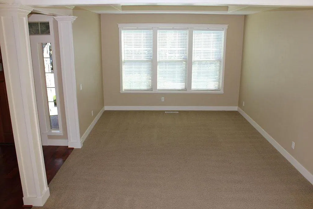 4 bed, 2.5 bath, 2656 sqft, $3,195 — Photo 4