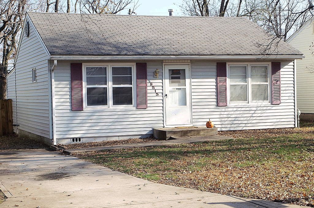 8515 Eby Ave, Overland Park, KS 66212 Zillow