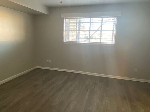 1002 SW 11th Ave APT 3