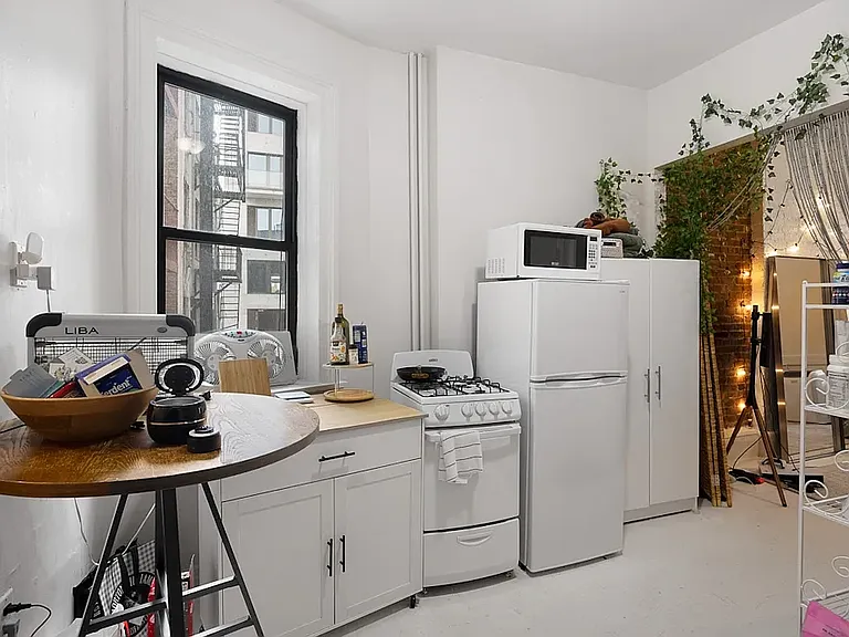 11 Stanton St #3D — Photo 4