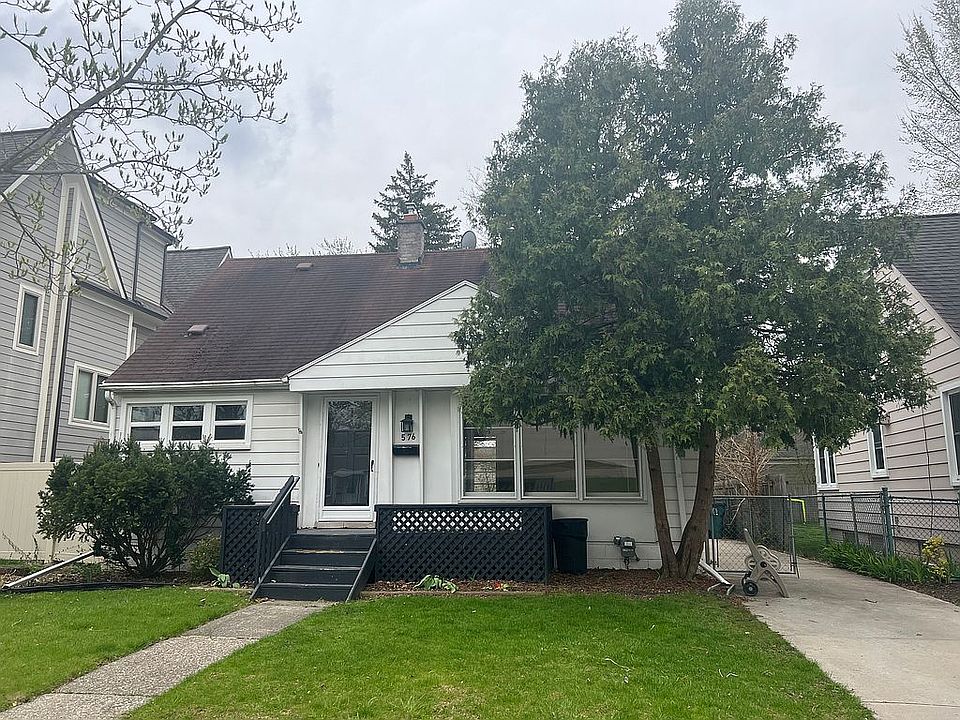 1st image of 576 Bennaville Ave