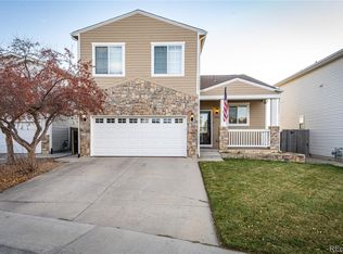 19900 E Montview Dr, Aurora, CO 80011