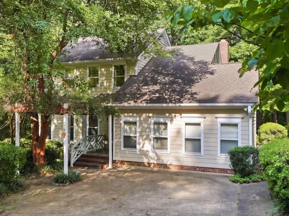 1502 Lake Pine Dr, Cary, NC 27511